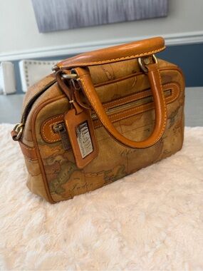 Alviero Martini 1ª Classe Geo Map Vintage Crossbody Satchel Italy